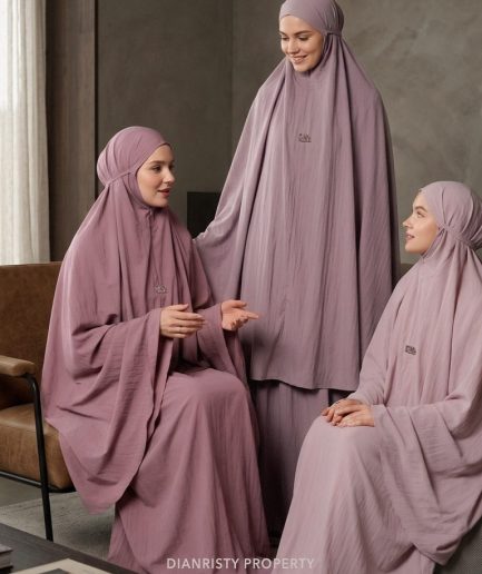 Mukena Hilya